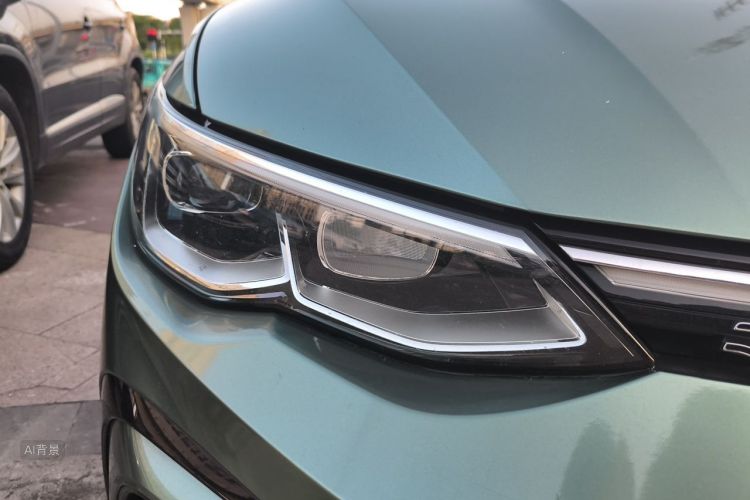 Volkswagen Golf 2022 car image #8