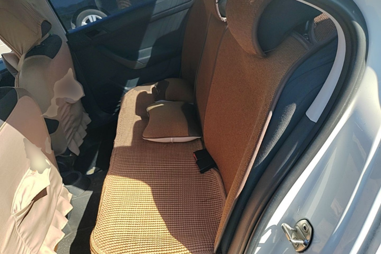 Volkswagen Santana 2017 car image #13