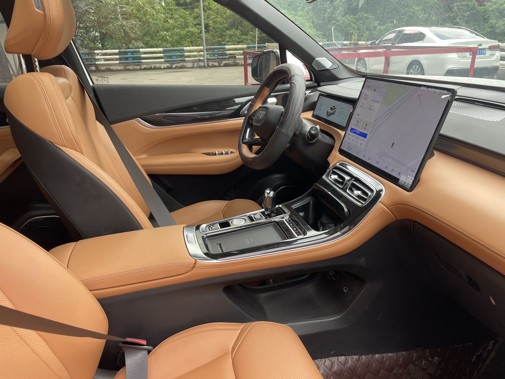 GEELY Boyue L 2026 imagen de coche #3