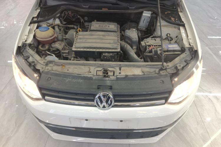 Volkswagen Polo 2017 car image #22