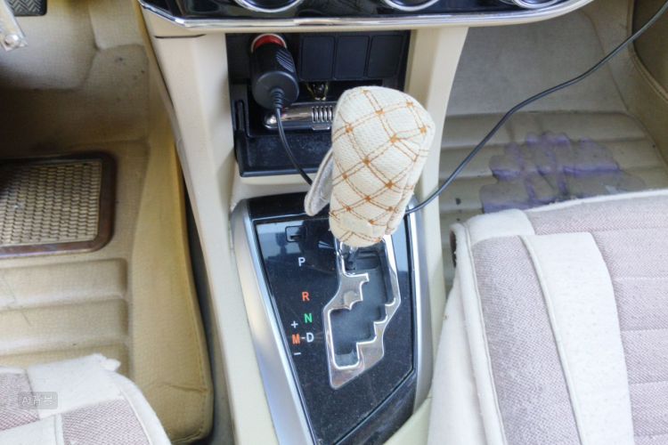 2015 #16 2015 car image #16