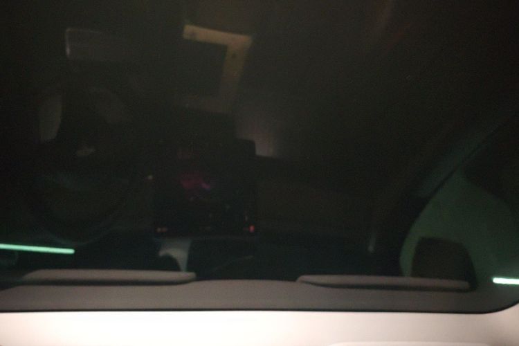 Tesla Model Y 2022 car image #20