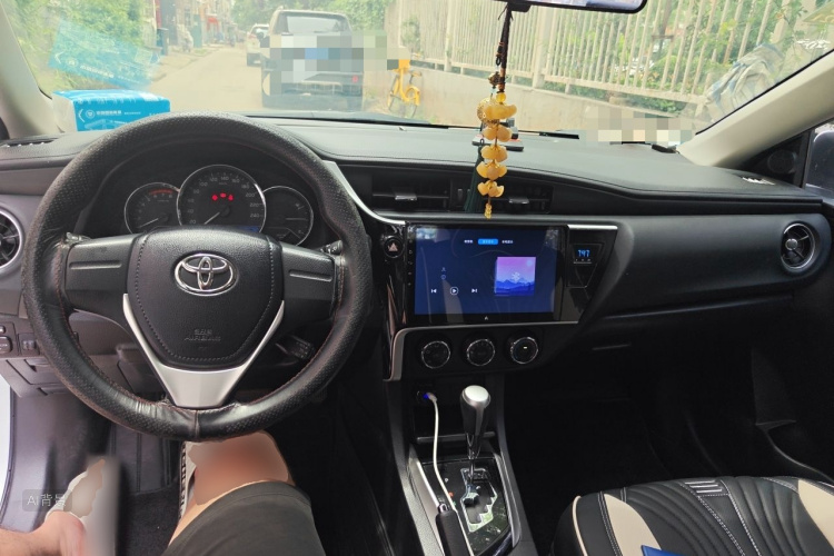Toyota Corolla 2019 #11 Toyota Corolla 2019 car image #11