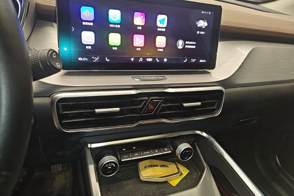 GEELY Coolray 2019 #26 GEELY Coolray 2019 car image #26