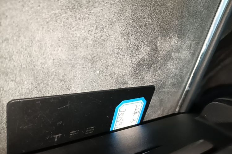 Tesla Model 3 2022 car image #9