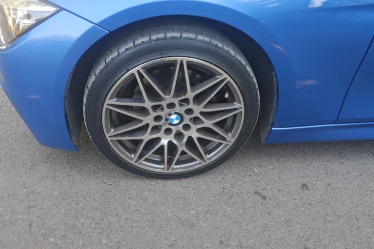 BMW 3 Series 2018 #9 BMW 3 Series 2018 car image #9