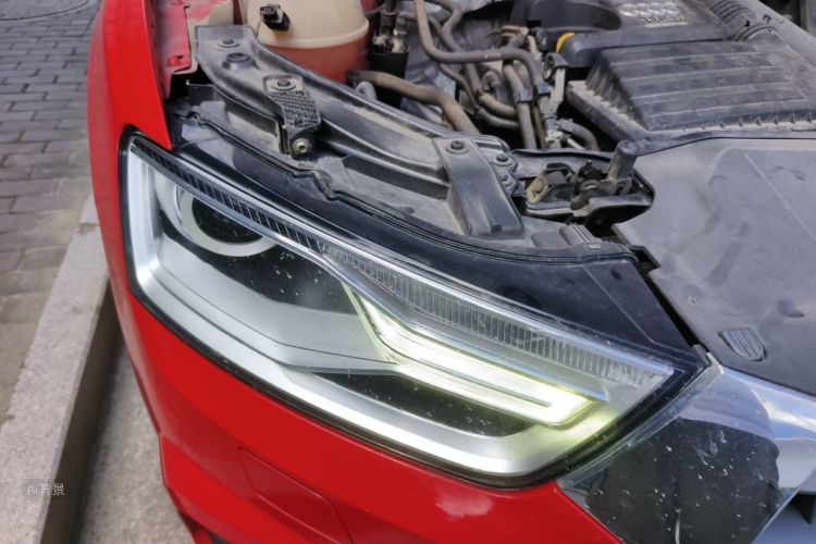 Audi Q3 2017 immagine di auto #8