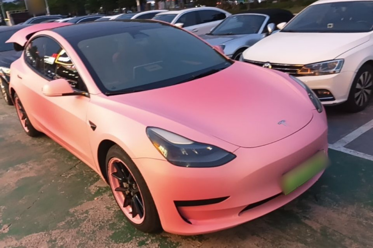 Tesla Model 3 2022 car image #4