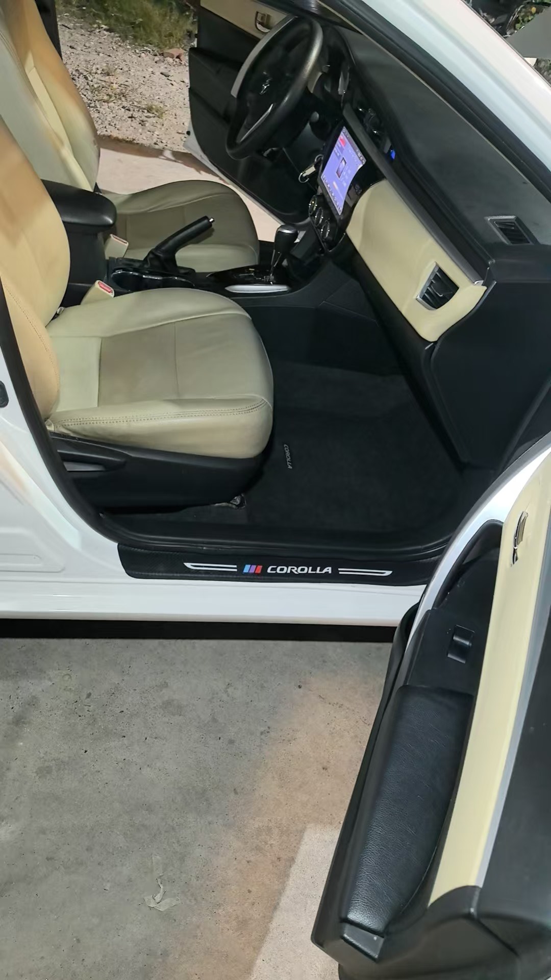 Toyota Corolla 2017 #6 Toyota Corolla 2017 car image #6