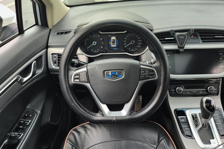 GEELY Emgrand GS 2018 car image #12