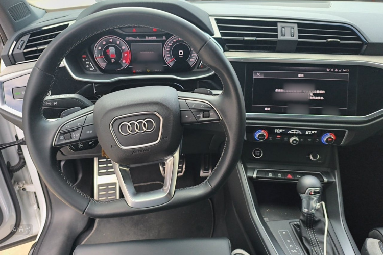 Audi Q3 2025 #12 Audi Q3 2025 immagine di auto #12