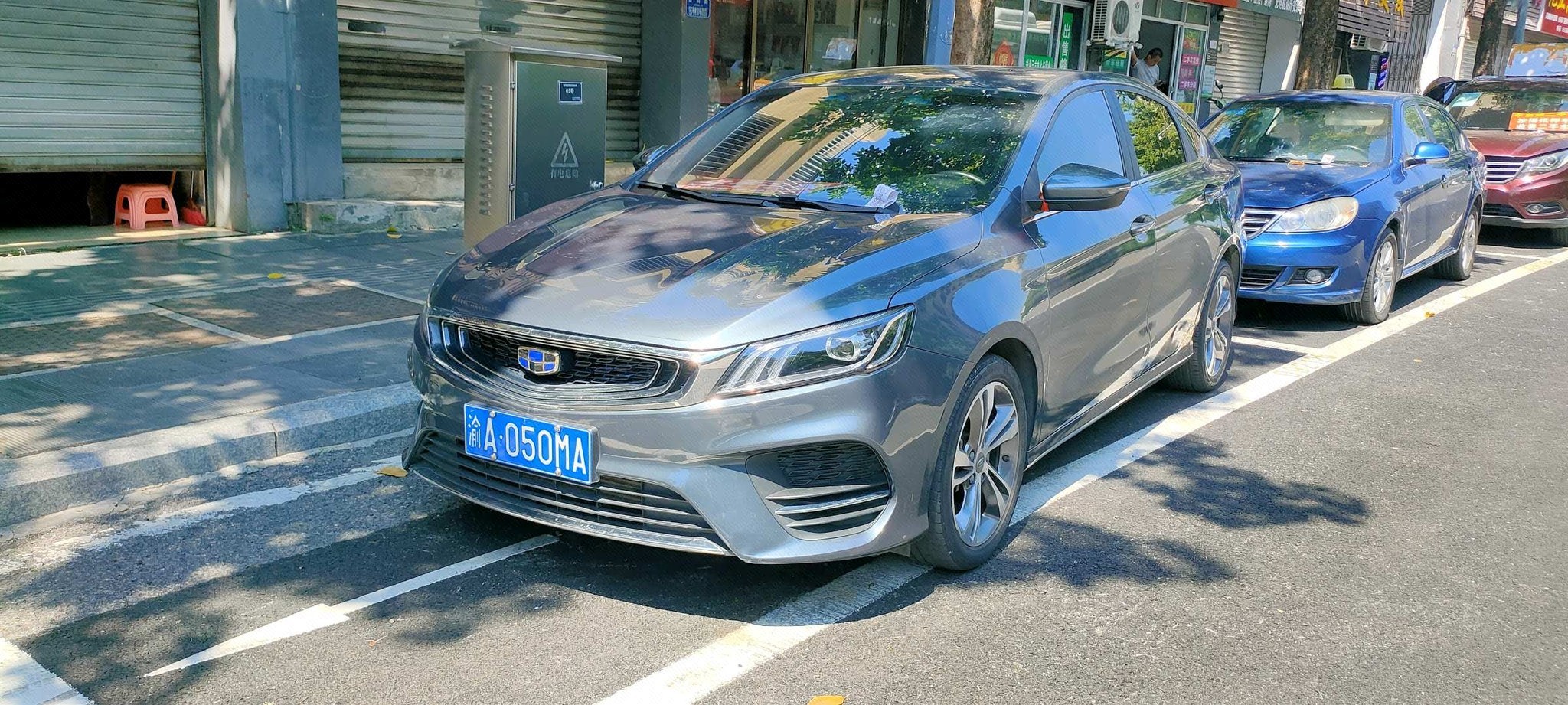GEELY Binray 2019 immagine di auto 
