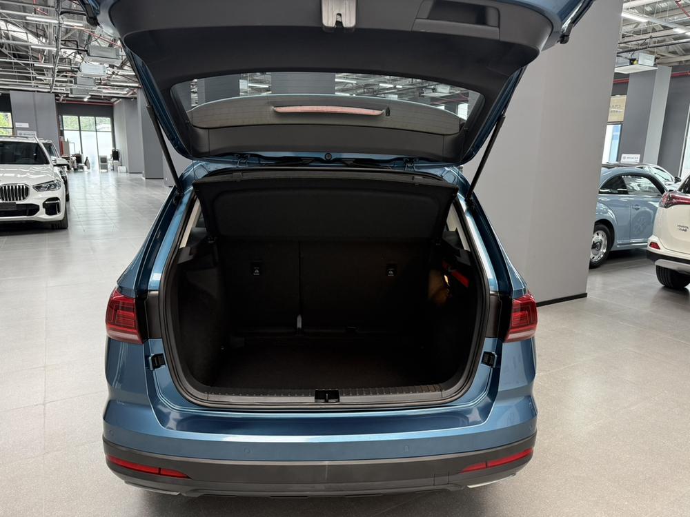 Volkswagen Tharu 2020 car image #13