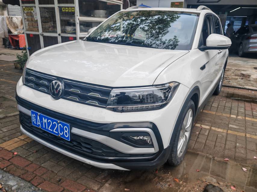 Volkswagen T-Cross 2019 Volkswagen T-Cross 2019 car image