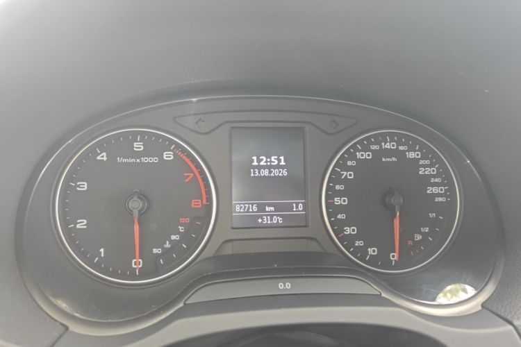 Audi A3 2015 car image #16