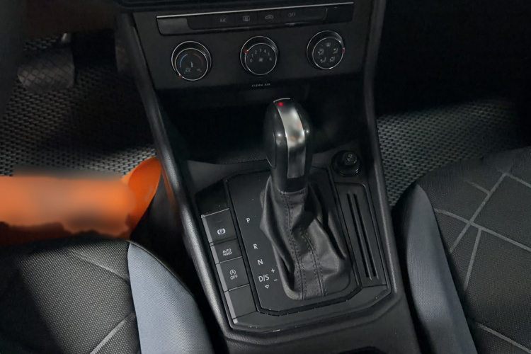 Volkswagen Lavida 2023 #15 Volkswagen Lavida 2023 car image #15