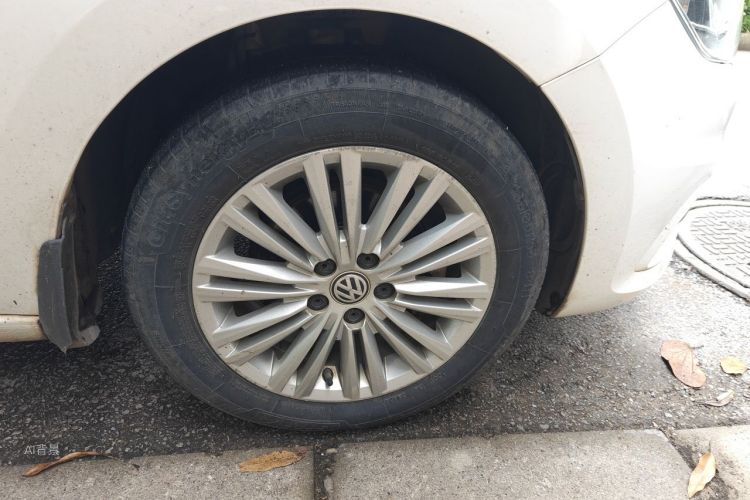 Volkswagen Santana 2019 car image #9