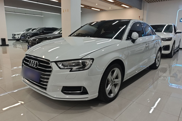 Audi A3 2020 car image #2