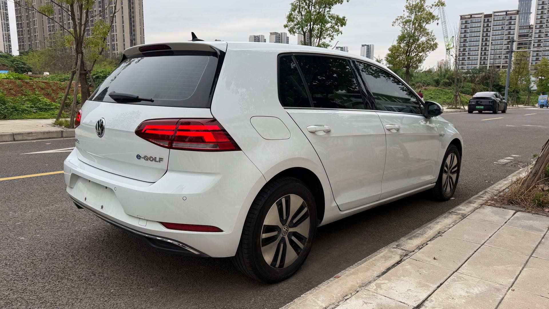 Volkswagen Golf Pure Electric 2020 #5 Volkswagen Golf Pure Electric 2020 immagine di auto #5