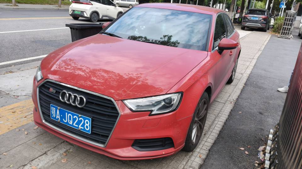 Audi A3 2018 car image 