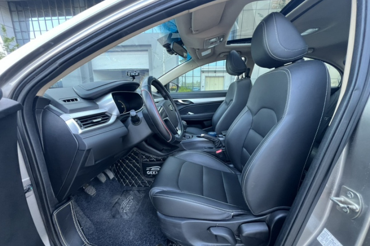 GEELY Emgrand 2018 car image #11