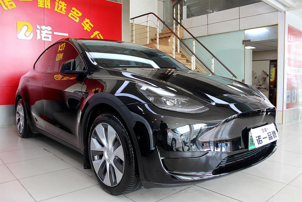 Tesla Model Y 2023 #3 Tesla Model Y 2023 immagine di auto #3