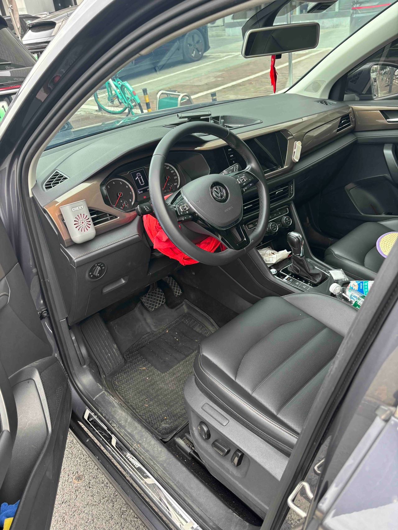 Volkswagen Tharu 2020 car image #3