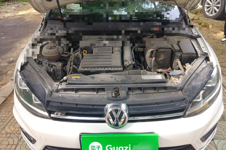 Volkswagen Golf 2017 car image #22