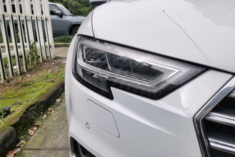 Audi A3 2020 car image #8