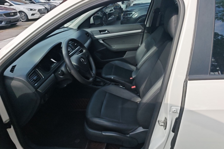 Volkswagen Lavida 2019 #15 Volkswagen Lavida 2019 car image #15