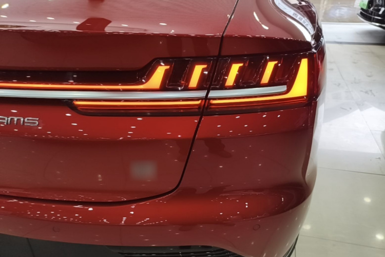 BYD Han 2021 car image #8