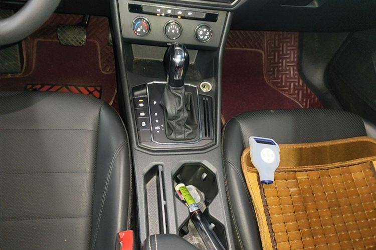 Volkswagen Lavida 2019 car image #14
