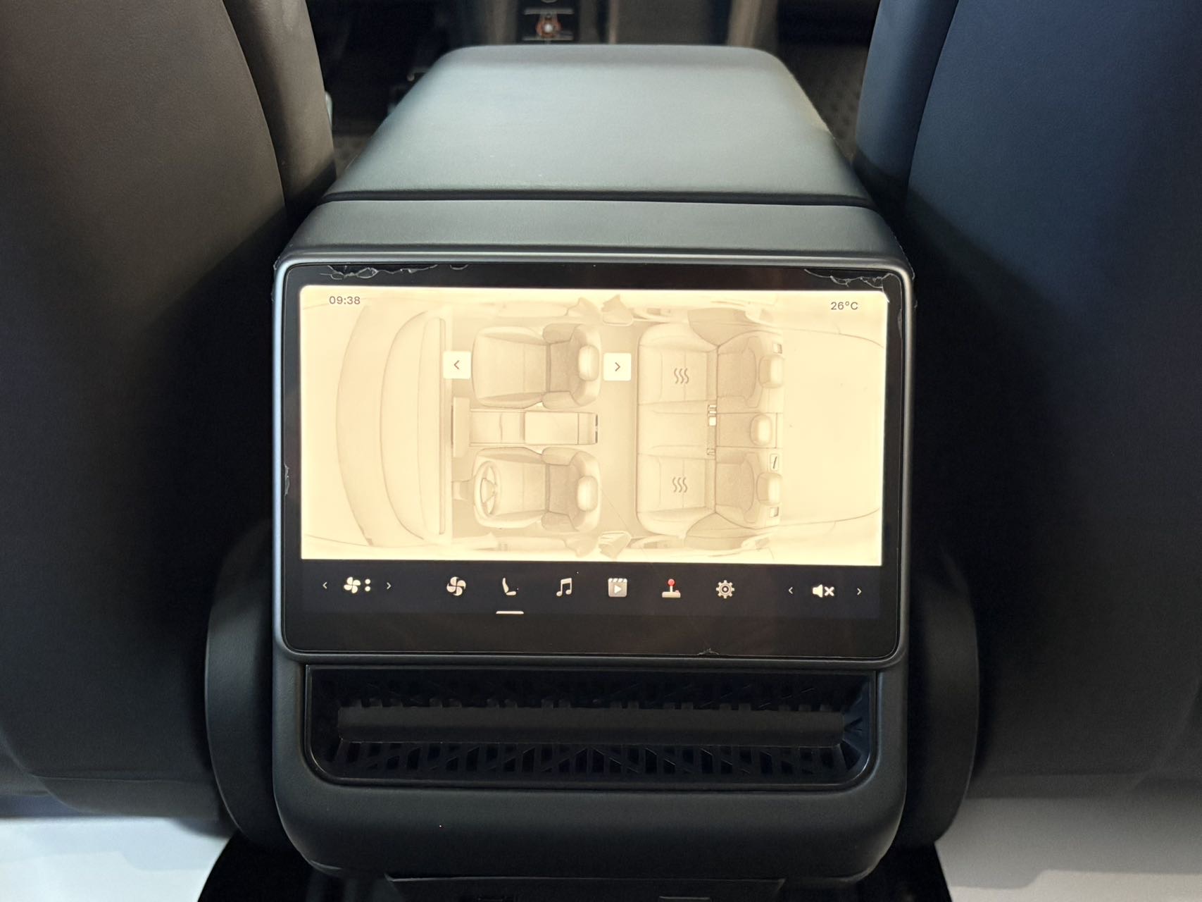 2024 car image #12