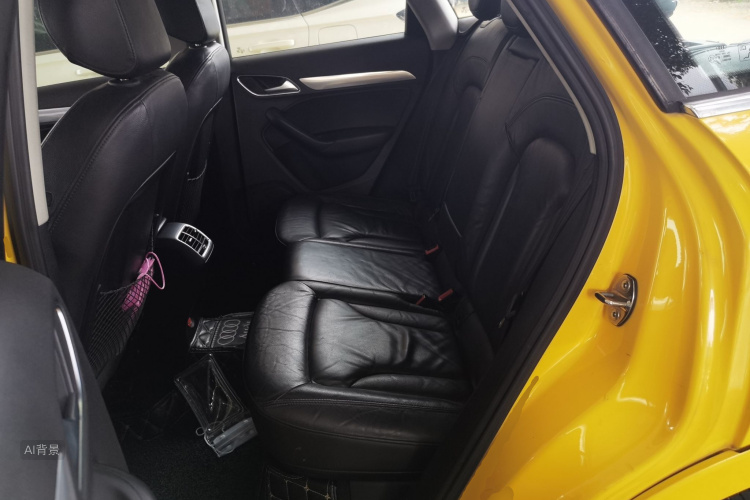 Audi Q3 2018 #19 Audi Q3 2018 car image #19