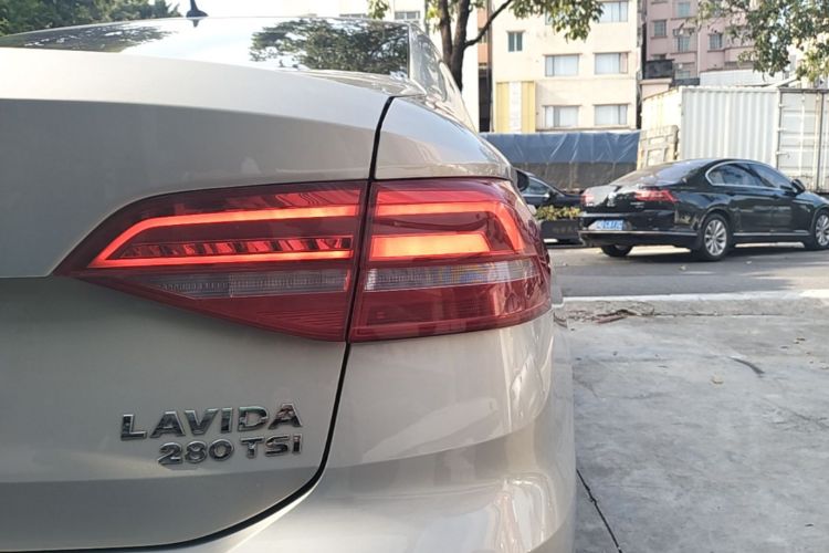 Volkswagen Lavida 2020 car image #8