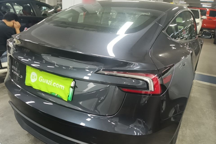 Tesla Model 3 2024 #5 Tesla Model 3 2024 immagine di auto #5