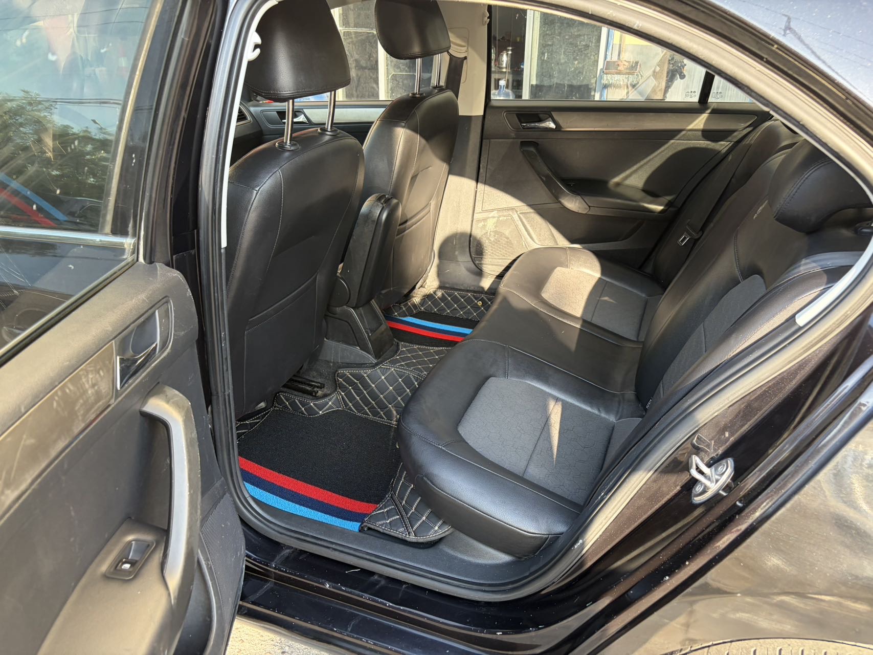Volkswagen Santana 2015 car image #5