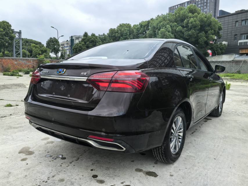 GEELY Emgrand 2019 car image #4