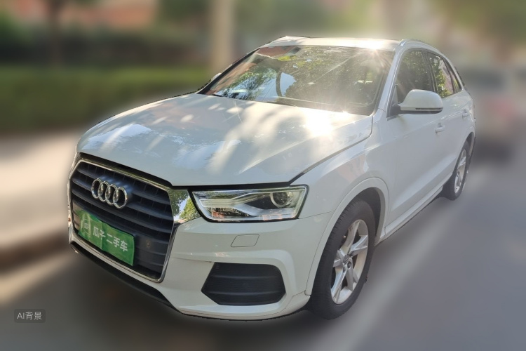 Audi Q3 2017 car image #2