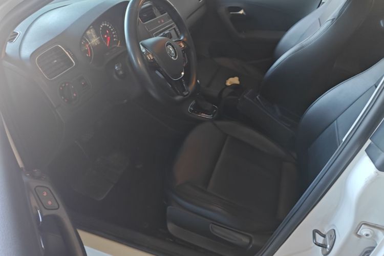 Volkswagen Polo 2017 #15 Volkswagen Polo 2017 car image #15