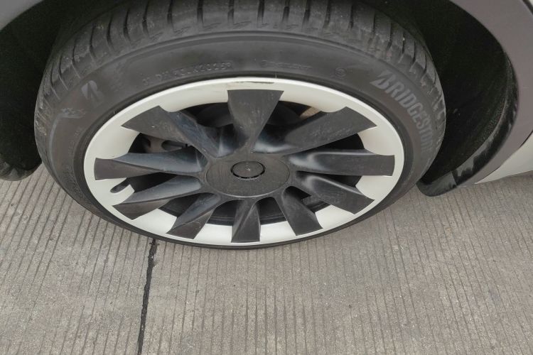 特斯拉 Model Y 2023 汽车图片 #4