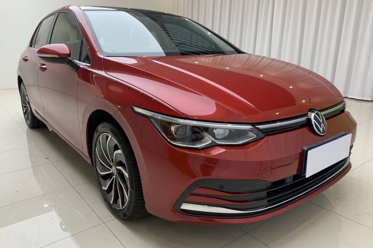 Volkswagen Golf 2022 car image #4