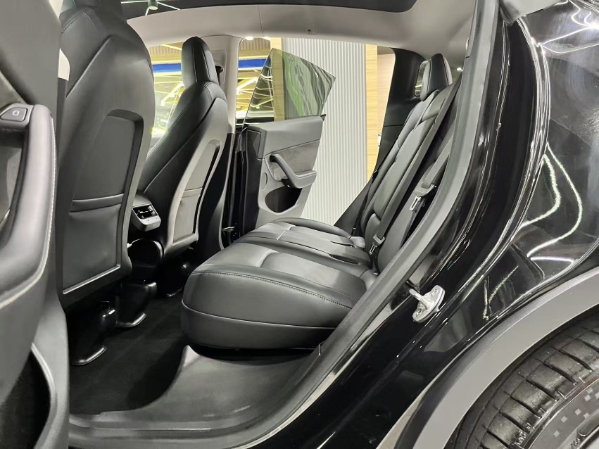 Tesla Model Y 2022 #8 Tesla Model Y 2022 car image #8