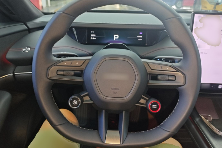 MI SU7 2025 immagine di auto #11