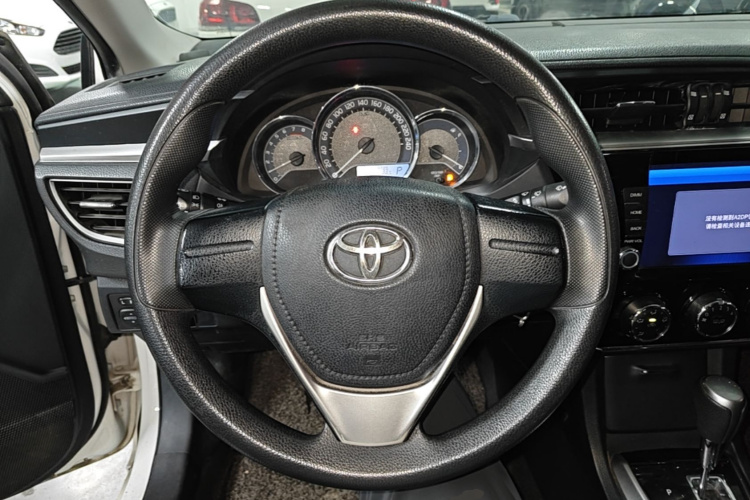 Toyota Corolla 2017 #16 Toyota Corolla 2017 car image #16