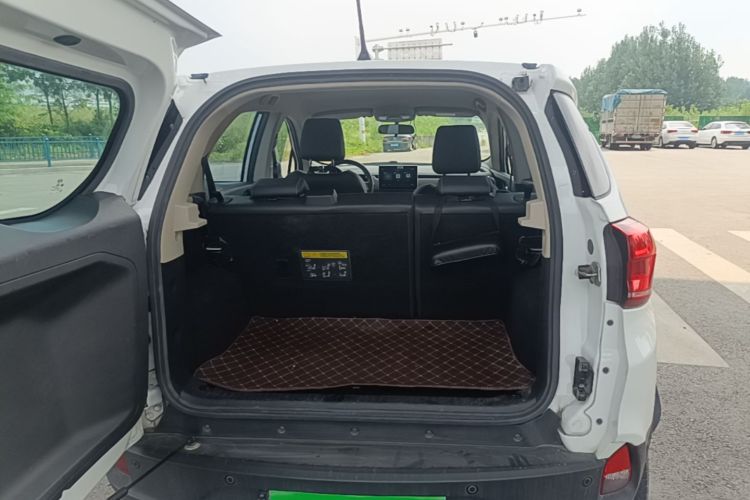 BYD Yuan New Energy 2019 immagine di auto #19