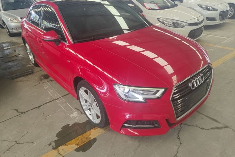 Audi A3 2018 car image #6