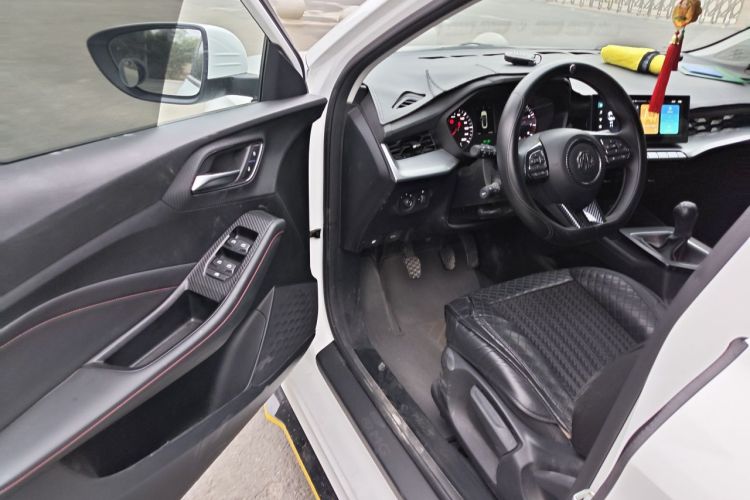 MG 5 2025 #9 MG 5 2025 immagine di auto #9