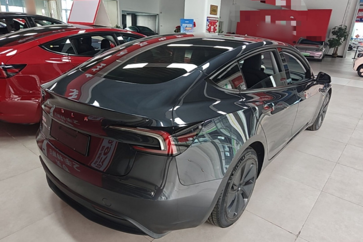 Tesla Model 3 2024 #5 Tesla Model 3 2024 car image #5