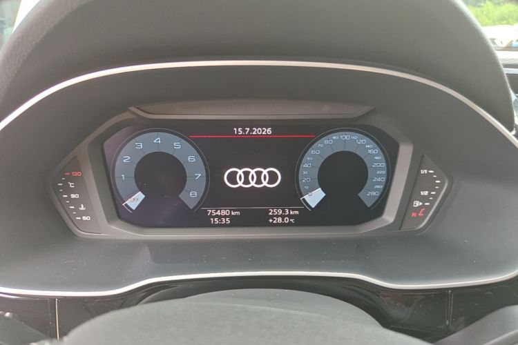 Audi Q3 2021 #12 Audi Q3 2021 car image #12